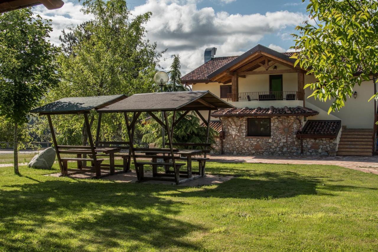 Agriturismo Biosila Acri ภายนอก รูปภาพ